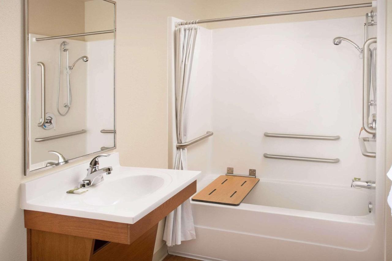 Woodspring Suites Raleigh Northeast Wake Forest エクステリア 写真