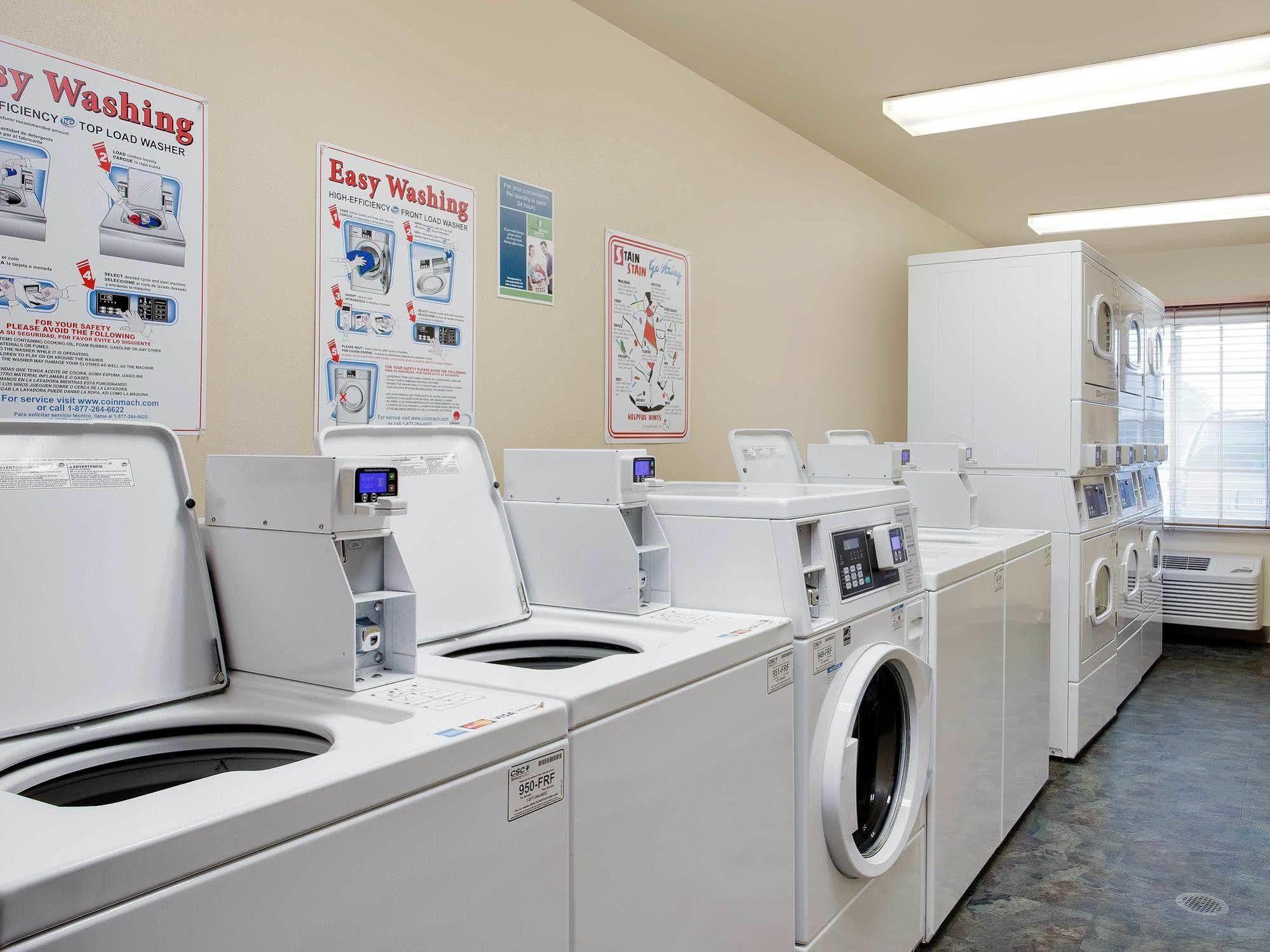 Woodspring Suites Raleigh Northeast Wake Forest エクステリア 写真